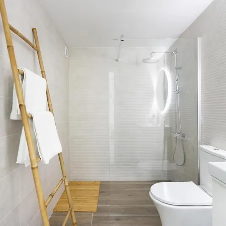 Home2book Cozy Parque La Reina, Pool Apartment